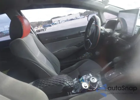 2011 Honda Civic Lx z USA, uszkodzony, nr VIN 2HGFA1F53BH300552